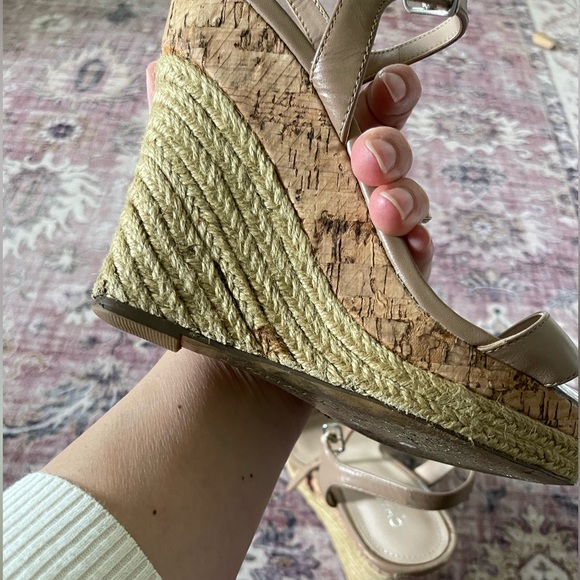 Charles by Charles David wedges - Picture 6 of 8